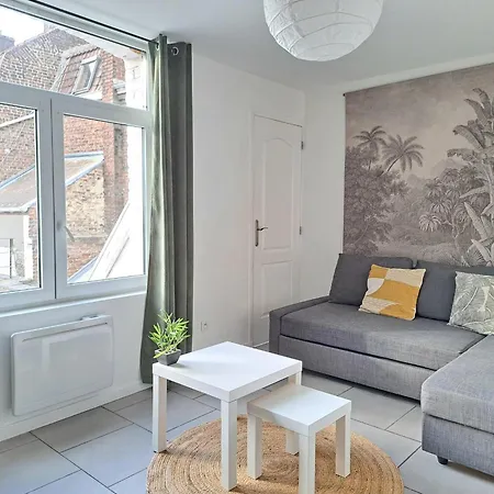 Cozy - 300 Meters From Metro Center Appartamento Croix